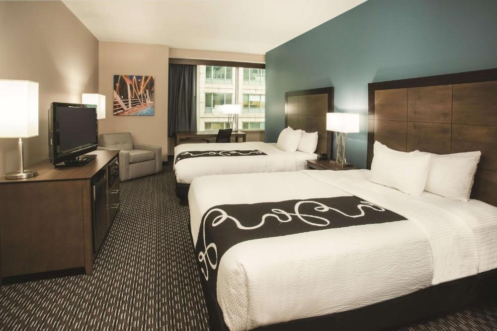 La Quinta Inn & Suites by Wyndham Chicago Downtown